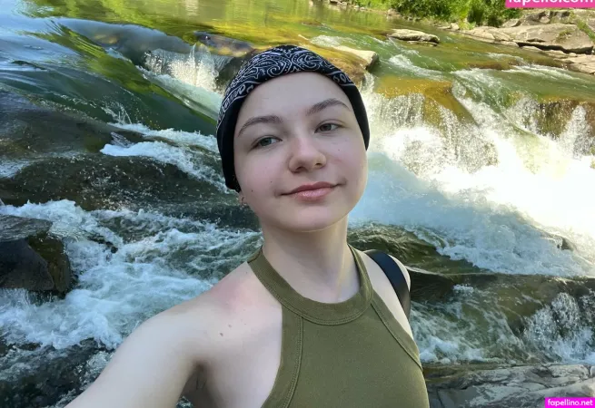 Mala Lili OnlyFans Thumbnail #2X1fcyCTcF