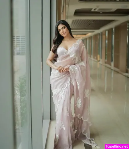 Malavika Mohanan OnlyFans Thumbnail #BB2hnNkToj