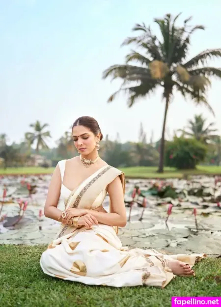 Malavika Mohanan OnlyFans Thumbnail #Yp1xhqXwje