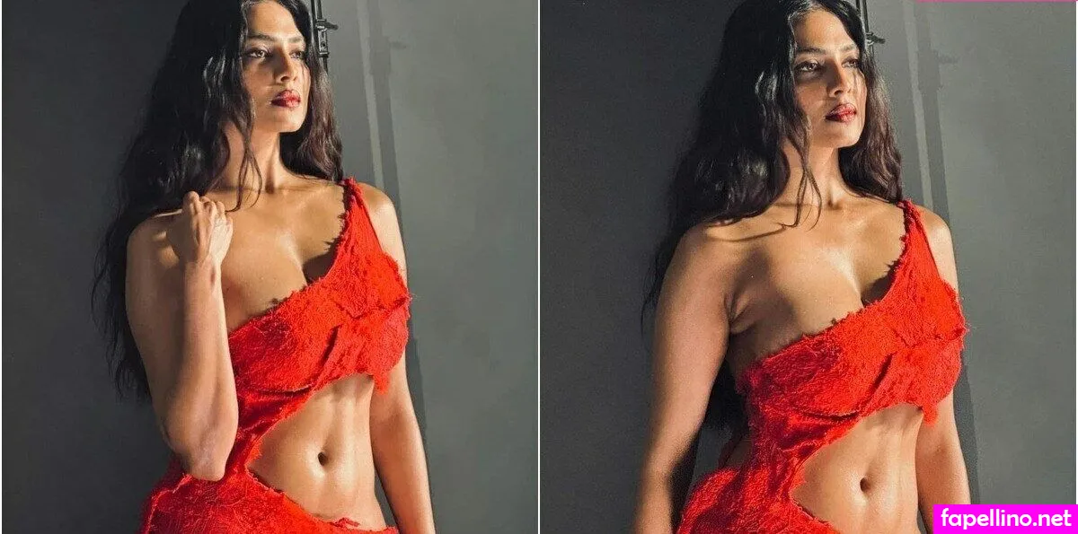 Malavika Nude Leaked OnlyFans Photo #98BLhyPqn0