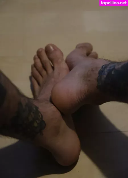 Male Feet Uk OnlyFans Thumbnail #6gBlheSuoA