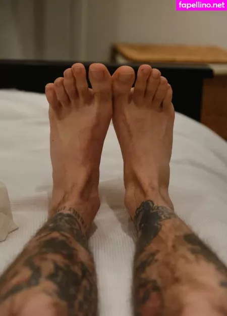Male Feet Uk OnlyFans Thumbnail #9kCUPbU14i