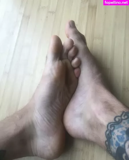Male Feet Uk OnlyFans Thumbnail #isIF2hNcu9