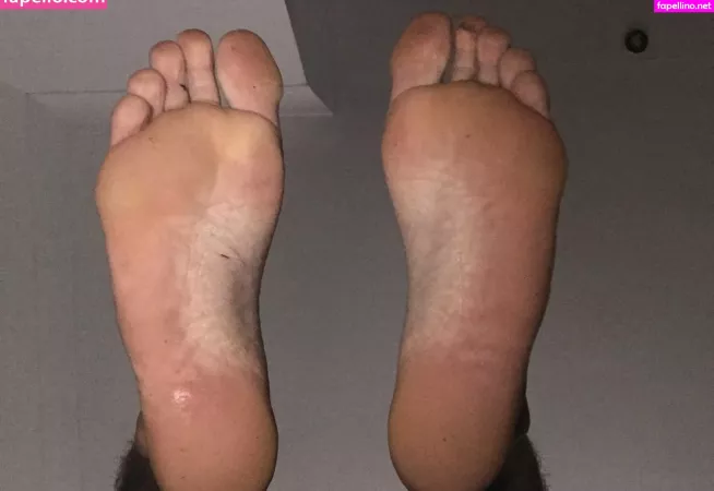 Male Feet Uk OnlyFans Thumbnail #mT02tQYTqK