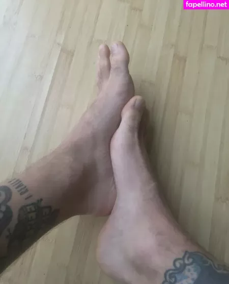 Male Feet Uk OnlyFans Thumbnail #omjOqWSrrW