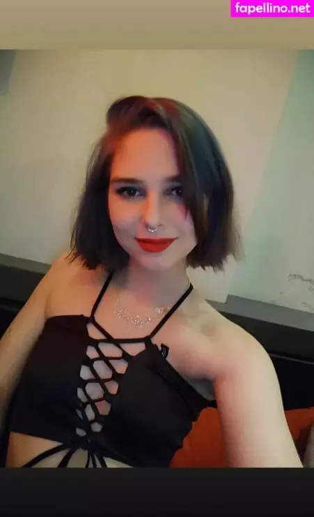 Malena Rutter OnlyFans Thumbnail #0YBgVJlJOb