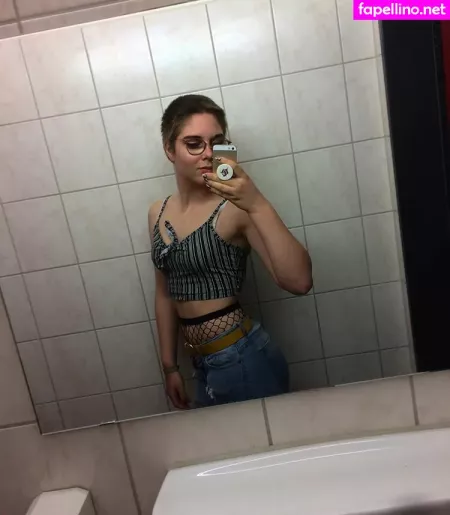 Malena Rutter OnlyFans Thumbnail #VBC5xHzNTk