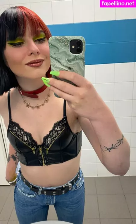 Malena Rutter OnlyFans Thumbnail #xoPIQdUX3V