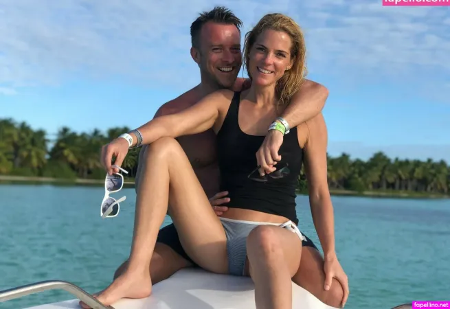 Malenalove525 OnlyFans Thumbnail #E4fCGfUMBt