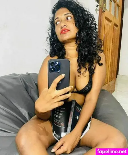 Mali Esther OnlyFans Thumbnail #wSxqfOGDbX