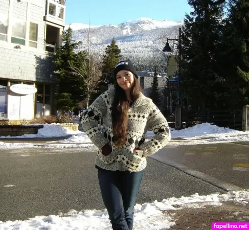 Malia Baker OnlyFans Thumbnail #MaQIQ9CCMv