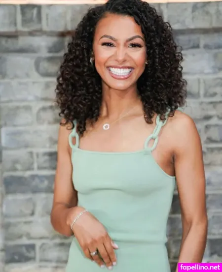 Malika Andrews OnlyFans Thumbnail #RnfgeLkQ02