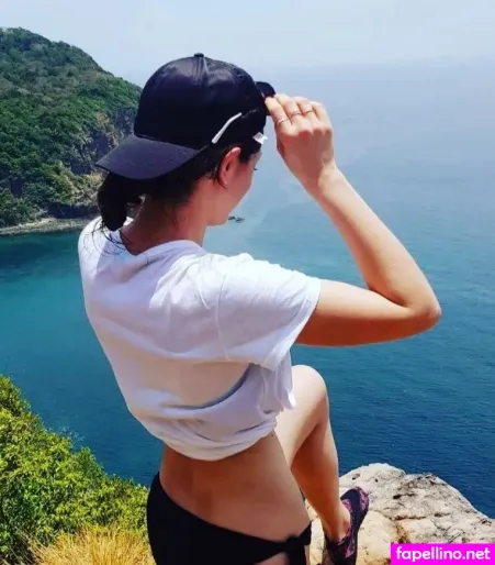 Malika Dzumaev OnlyFans Thumbnail #R2mVpvKmmx