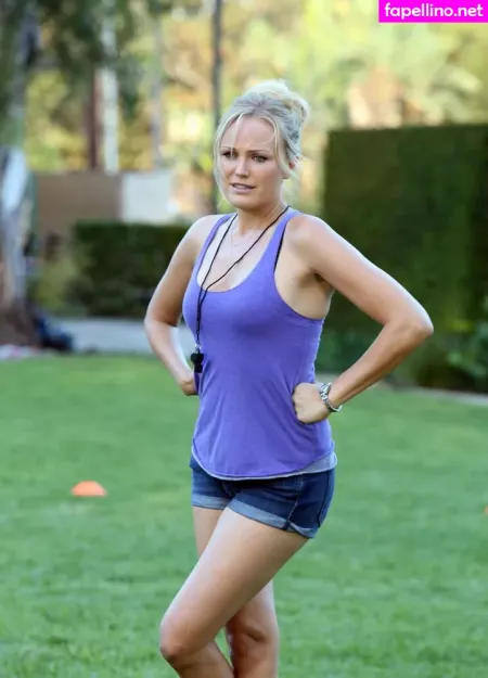 Malin Akerman OnlyFans Thumbnail #s86FJZP7lc
