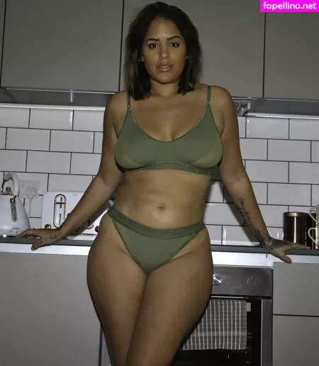 Malin Andersson OnlyFans Thumbnail #UYjO0GhH6x