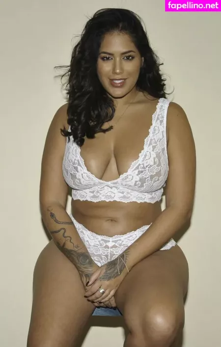 Malin Andersson OnlyFans Thumbnail #d8oXK2sKbx