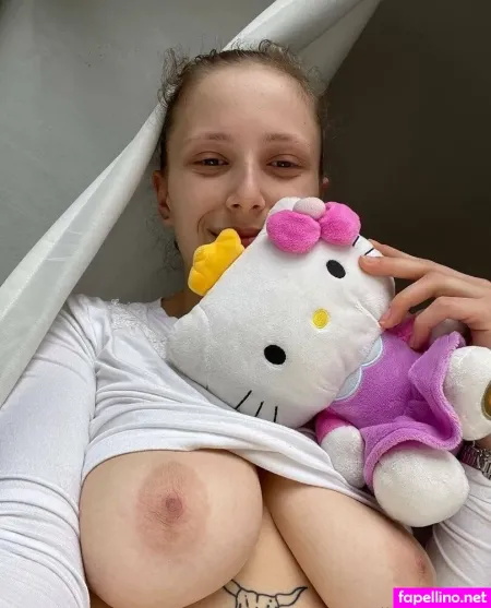 Malina Flowers OnlyFans Thumbnail #GgcNNxFG4T