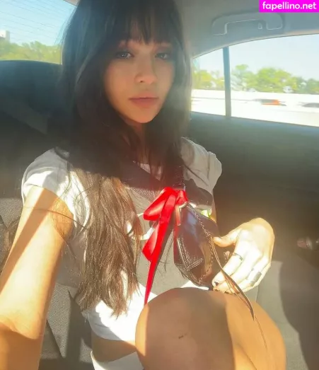 Malina Weissman OnlyFans Thumbnail #2M6xiT4j8f