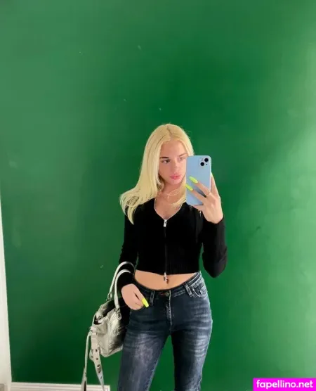 Malinamalvina OnlyFans Thumbnail #5TJk44ermq