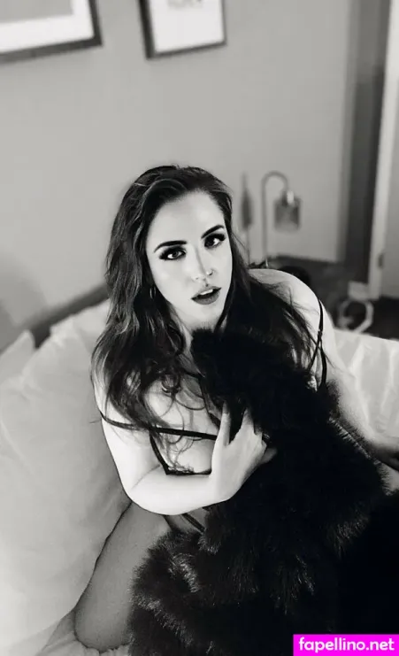 Malisandre OnlyFans Thumbnail #0Omjs5n5vz