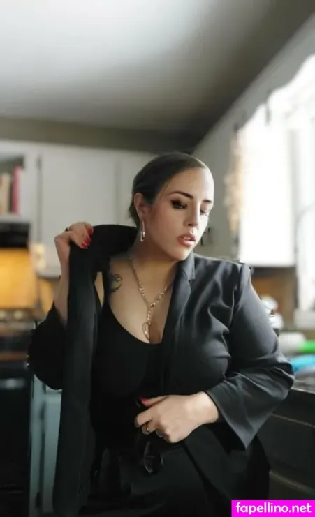 Malisandre OnlyFans Thumbnail #2m7DkeGqCD