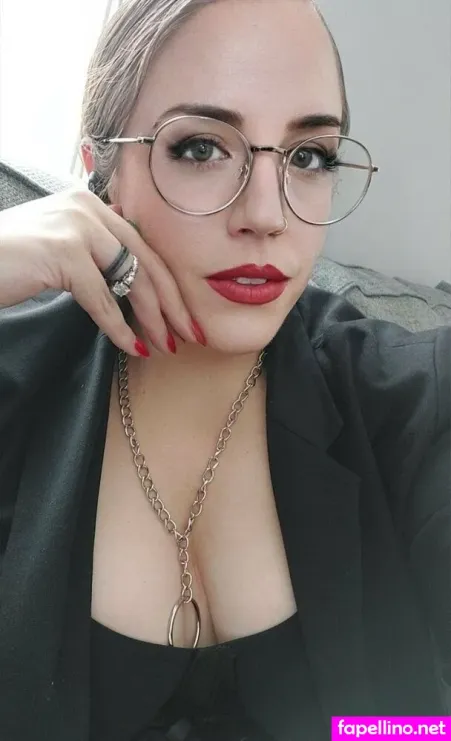 Malisandre OnlyFans Thumbnail #WXxURrai3i