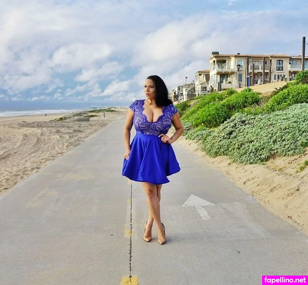 hungry4moore, i_melissamoore, iammalissamoore Nude Leaked OnlyFans Photo #IVYDEym9os