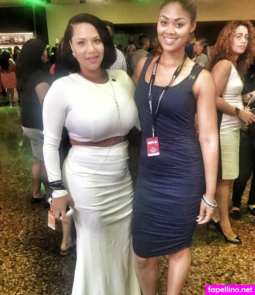 hungry4moore, i_melissamoore, iammalissamoore Nude Leaked OnlyFans Photo #rfv8GwFte4