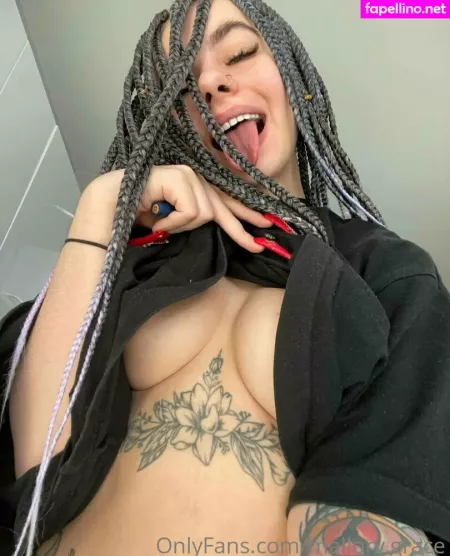 Mallory Grace OnlyFans Thumbnail #TTNcRrjJzT