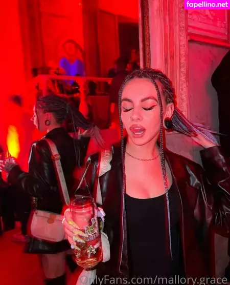 Mallory Grace OnlyFans Thumbnail #r7gfd4wJAh