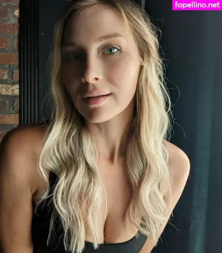 Mallory Moore OnlyFans Thumbnail #HvE5yuZiMh