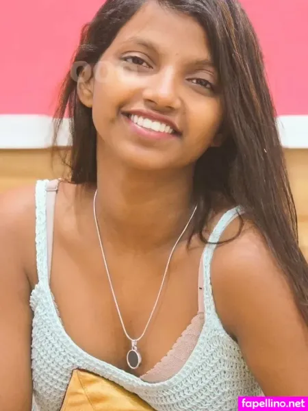 Mallu Girl Kochuxx OnlyFans Thumbnail #8qbcu2csiP
