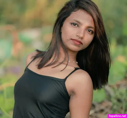 Mallu Girl Kochuxx OnlyFans Thumbnail #DYW44pTzRI