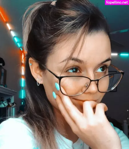 Mally Mouse OnlyFans Thumbnail #Y9Lwkd5nwq