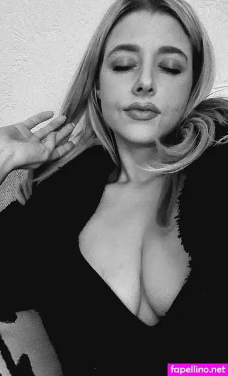 Maloryfox OnlyFans Thumbnail #lSNfdoYnPH