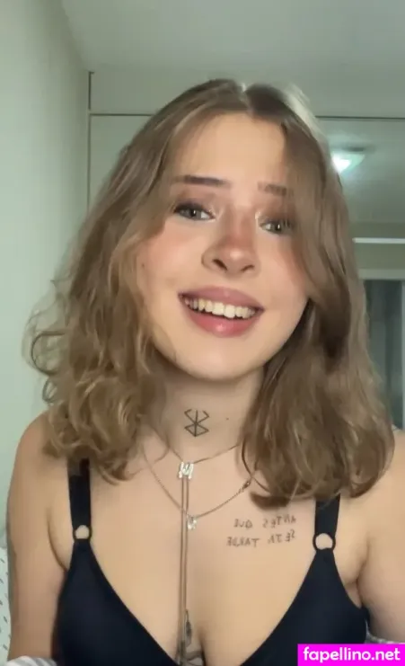 Malu Paris OnlyFans Thumbnail #odRU8xJlO7