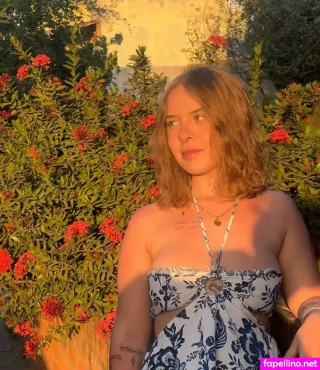 Malu Paris OnlyFans Thumbnail #waE7PykULY