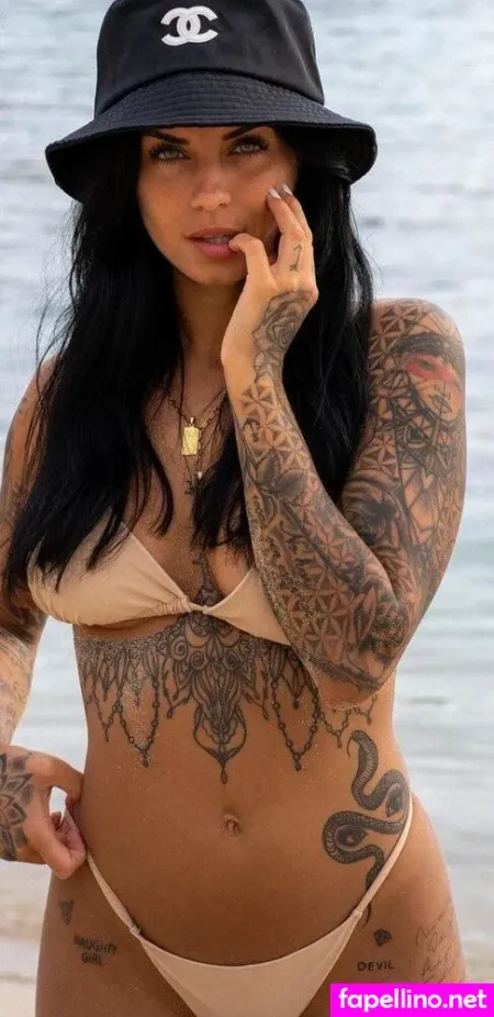 Malvareezz OnlyFans Thumbnail #KAe7V5dMkl