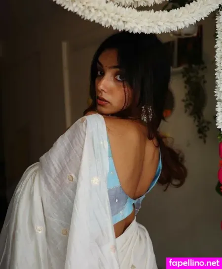 Malvika Lilla OnlyFans Thumbnail #4UycKEaH4z