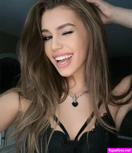 Malvina Polikarpova OnlyFans Thumbnail #4zz4jtwHik