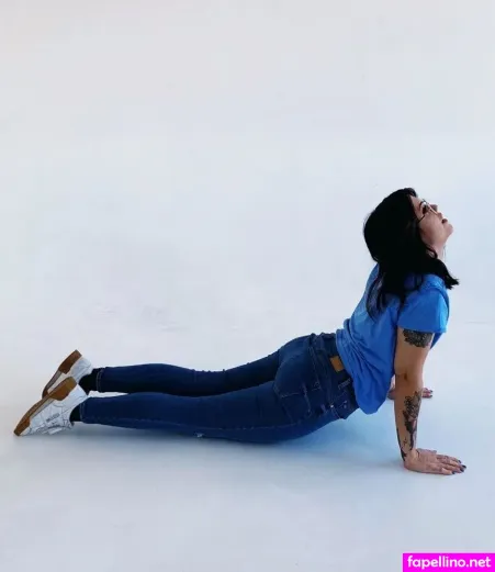 Malwanne OnlyFans Thumbnail #RvFZzh5JWO