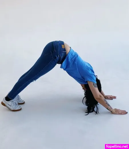 Malwanne OnlyFans Thumbnail #s8sJyWi0dn