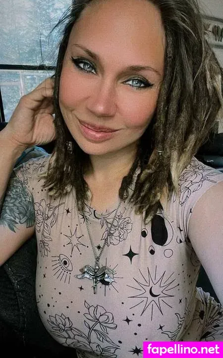 Mama Morrigyn OnlyFans Thumbnail #5OQXRuiC1d