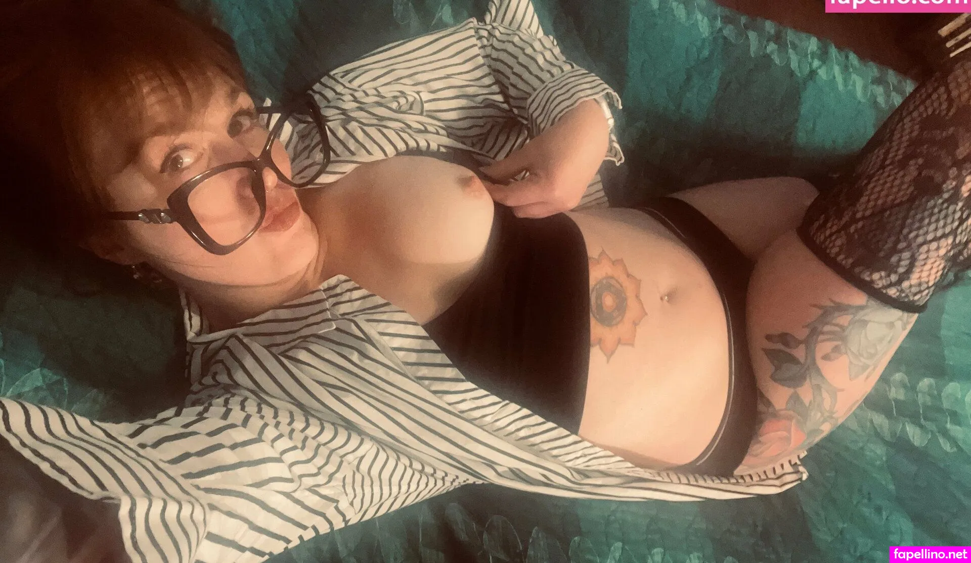 mamafoxxx911 Nude Leaked OnlyFans Photo #EegWkWjQ1Z