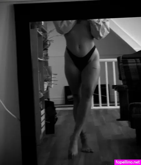 Mamahoneybadger OnlyFans Thumbnail #C92NXweTq1