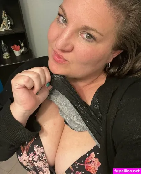 Mamamilks OnlyFans Thumbnail #RLvq3KWDF5