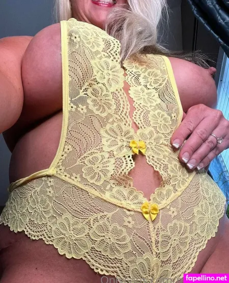 Mamanita 12 OnlyFans Thumbnail #4JXS0XOiQz