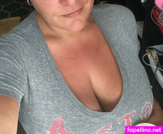 Mamas Melons OnlyFans Thumbnail #BOV2BRglfQ