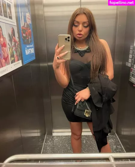 Mamasita Top OnlyFans Thumbnail #WXi0pWxruy