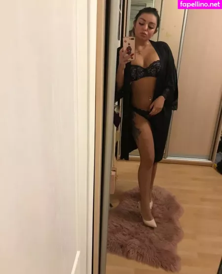 Mamasita Top OnlyFans Thumbnail #Z0C9t4b8xk